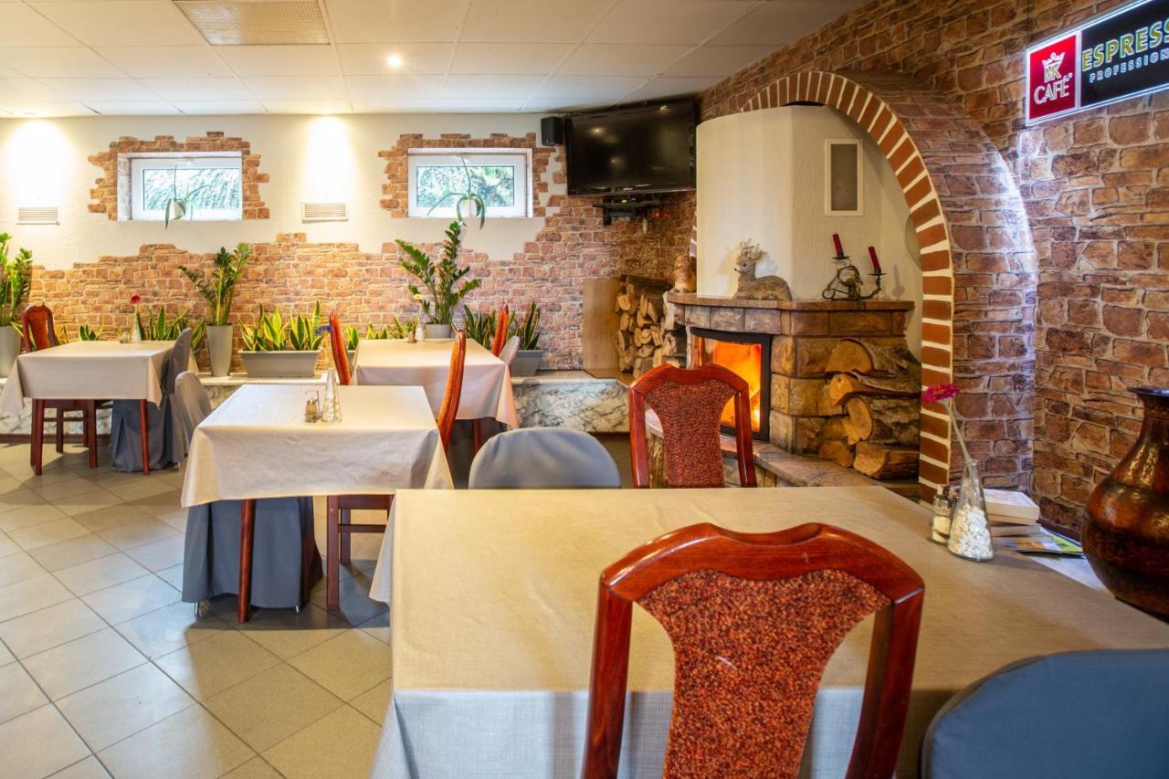 Hotel Margo Cedynia Екстериор снимка